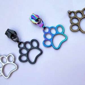 Paw Zipper Pull