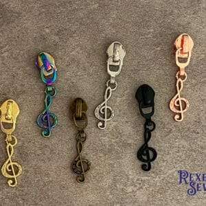 Treble Cleft Zipper Pull